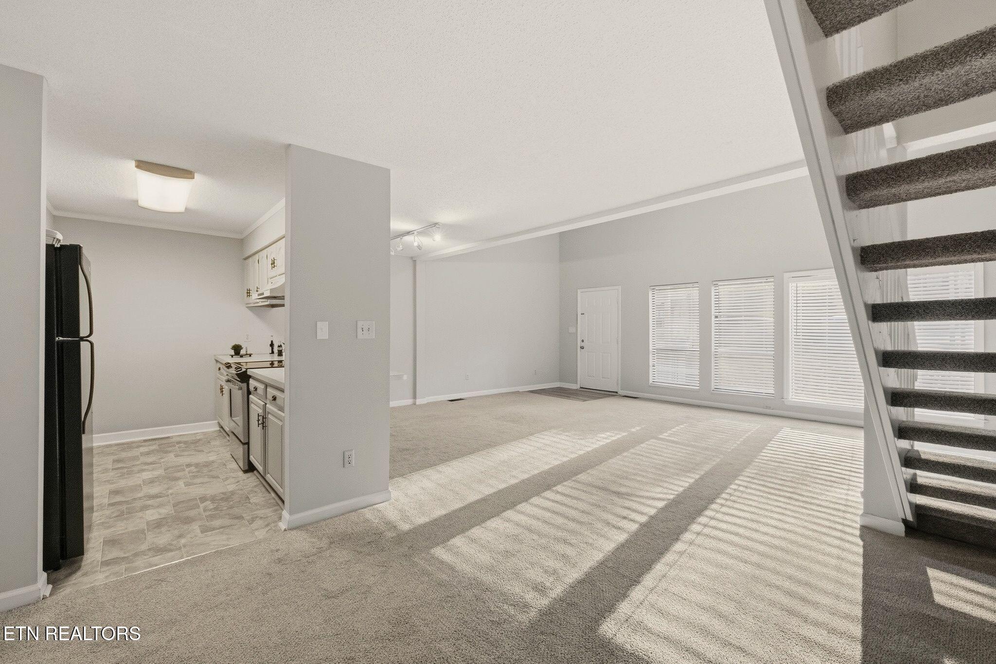 153 Hendrix Drive Oak Ridge, TN 37830 - Photo 10 of 30 10-web-or-mls-IMG_1357