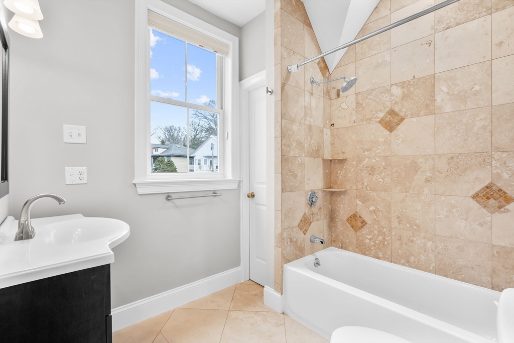 6 Peter Parley Road, Unit 3 Boston, MA 02130 - Photo 5 of 17