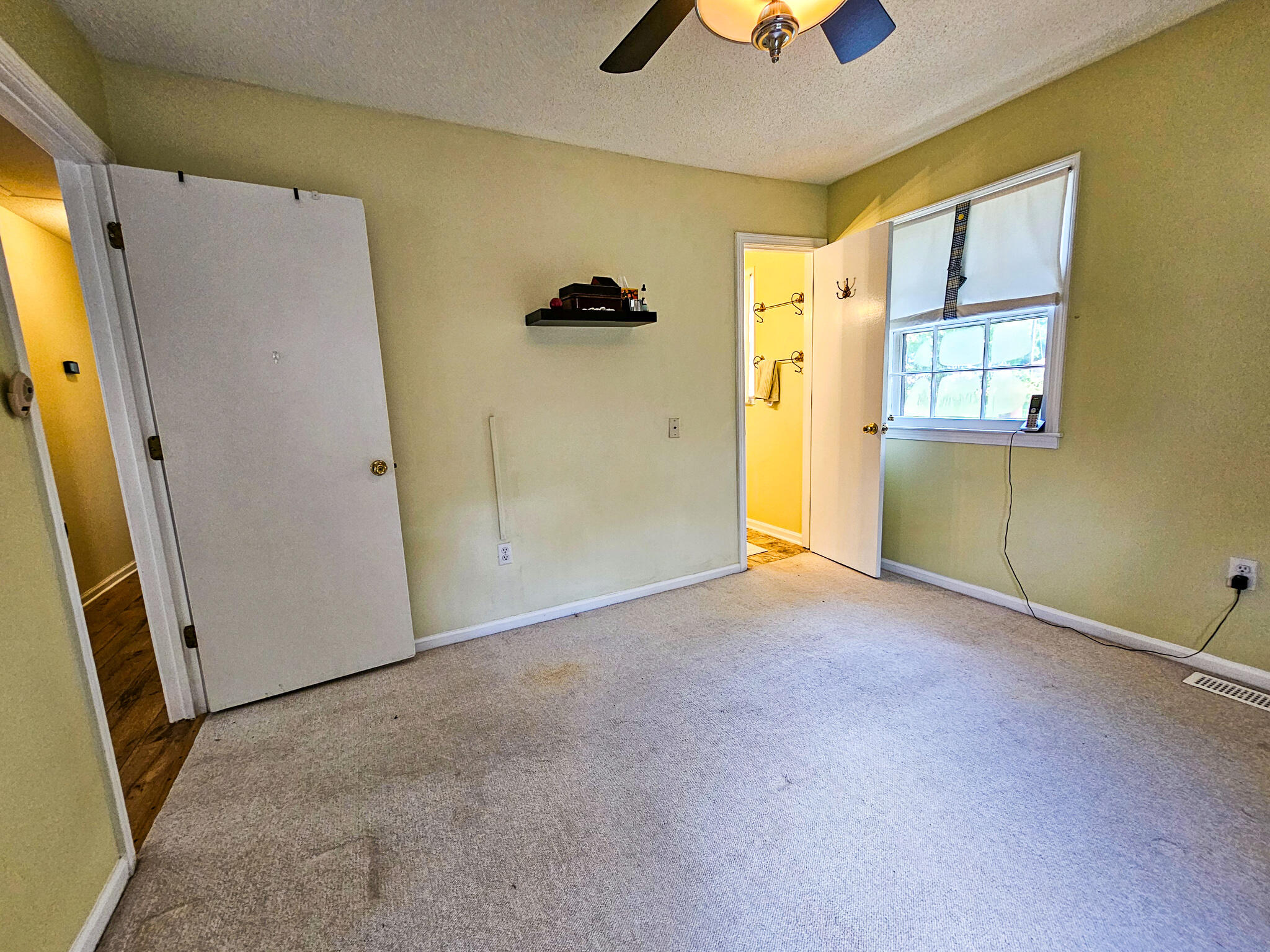 422 Academy Road Walterboro, SC 29488 - Photo 21 of 44 20240814_104258