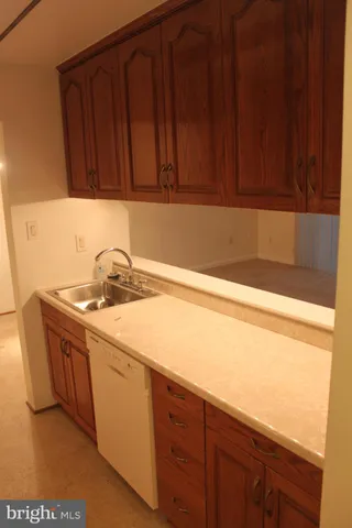 $169,900 | 1570 The Fairway, Unit 103E, Jenkintown, PA 19046