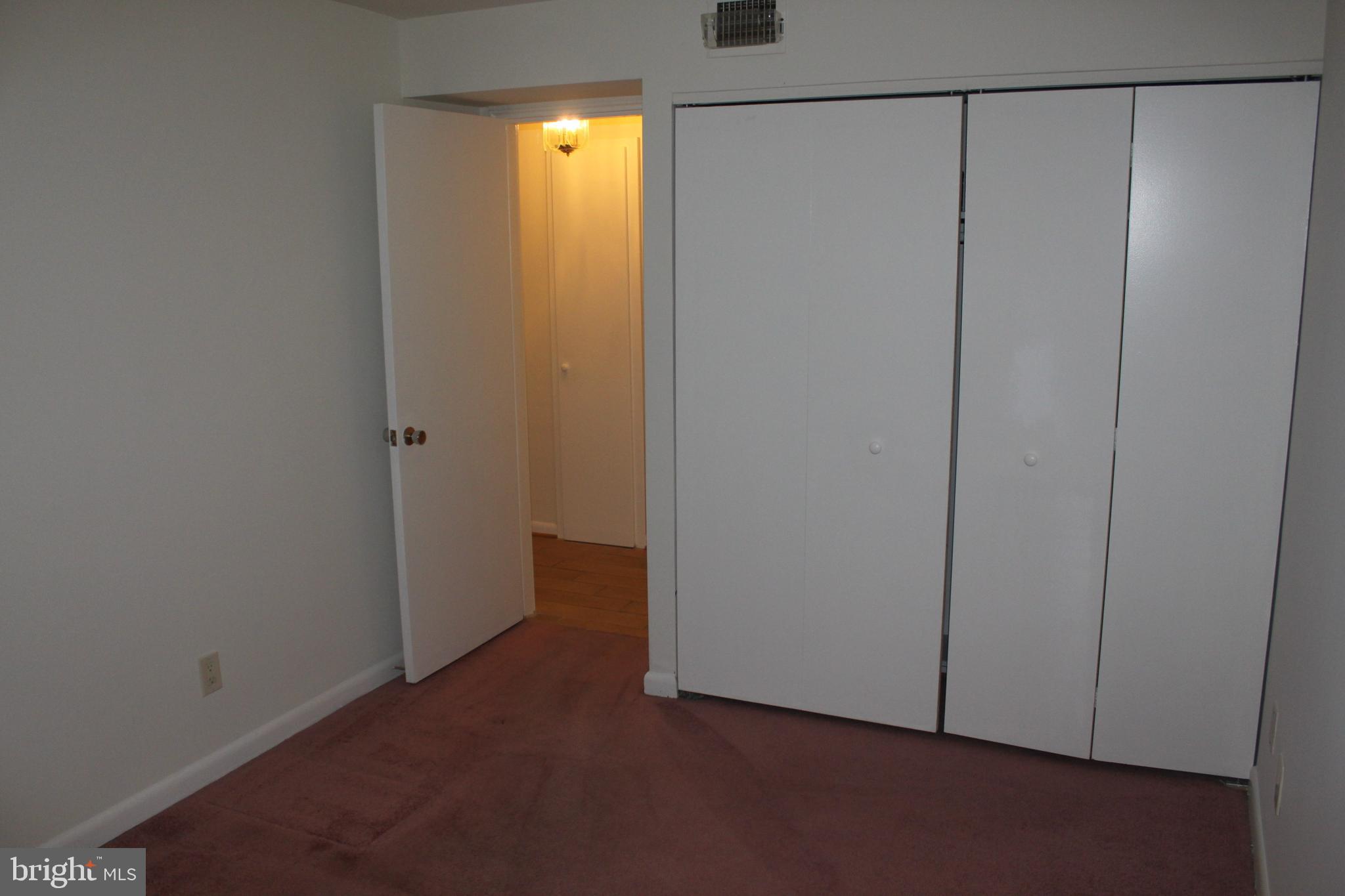 1570 The Fairway, Unit 103E Jenkintown, PA 19046 - Photo 25 of 36