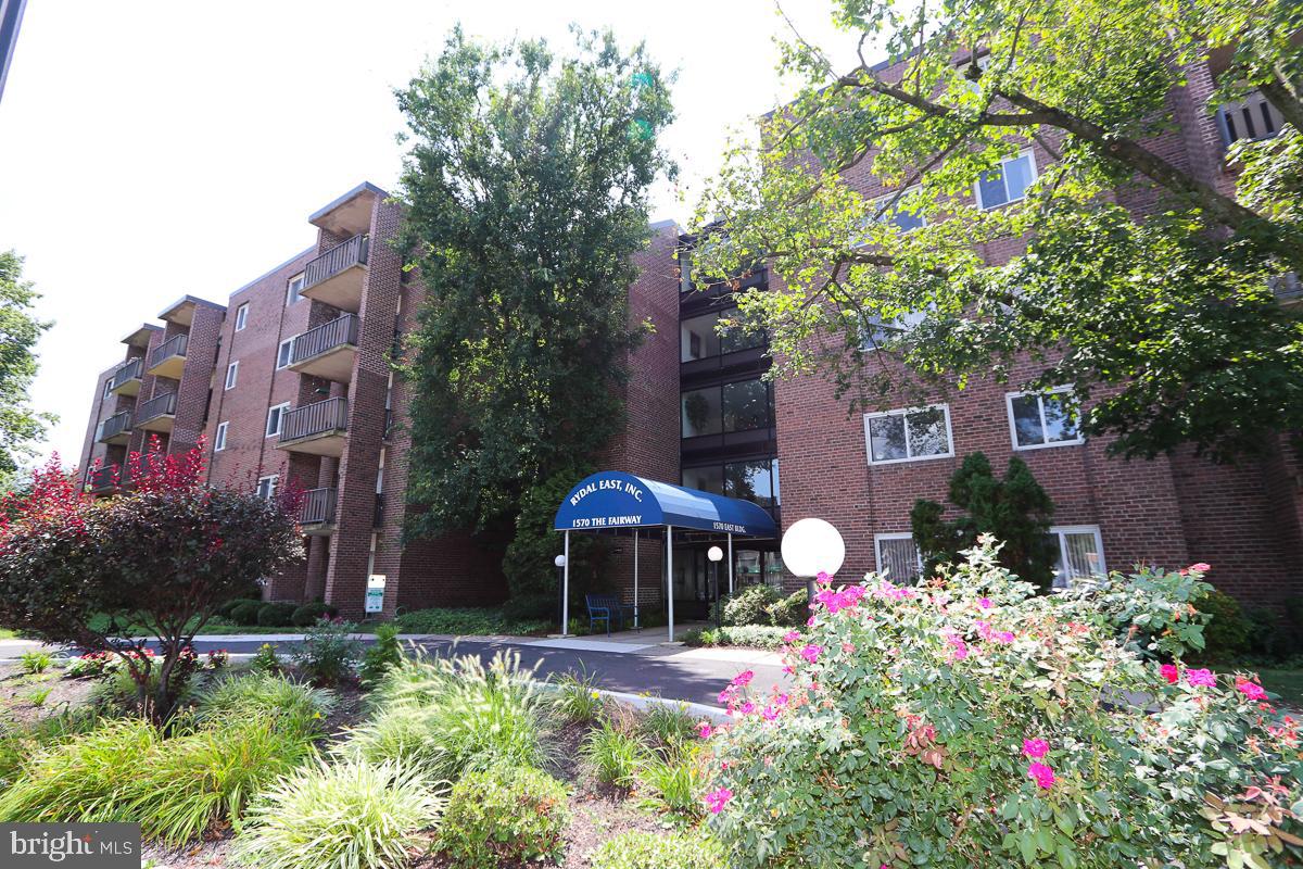 1570 The Fairway, Unit 103E Jenkintown, PA 19046 - Photo 35 of 36