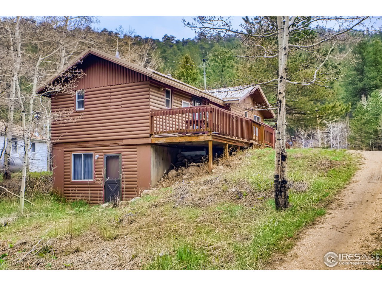 814 Riverside Drive Lyons, CO 80540 - Photo 2 of 11 Gallery Image 2