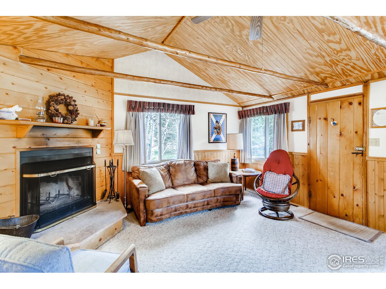 814 Riverside Drive Lyons, CO 80540 - Photo 3 of 11 Gallery Image 3