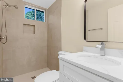 $500,000 | 5301 Frazier Terrace, Temple Hills, MD 20748
