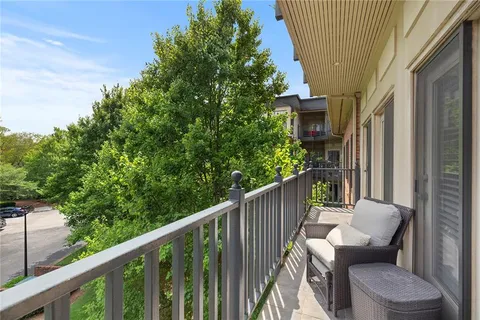 $460,000 | 28317 Plantation Drive Northeast, Atlanta, GA 30324