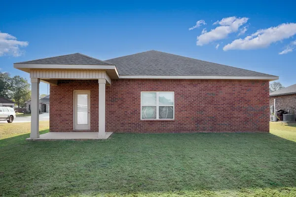 $249,000 | 26499 Riparian Drive, Athens, AL 35613