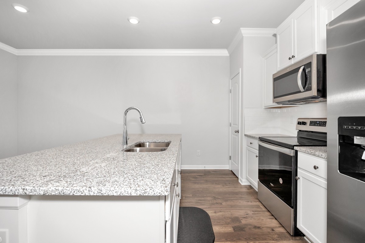 26499 Riparian Drive Athens, AL 35613 - Photo 8 of 30