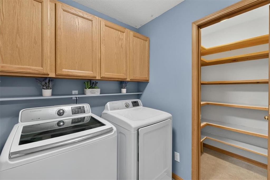 4714 Harvard Road Lawrence, KS 66049 - Photo 14 of 41 Gallery Image 14