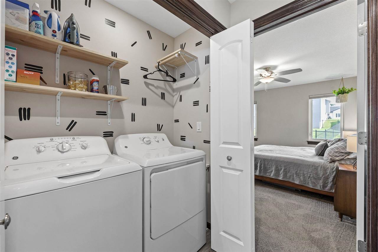 2106 Shady Grove Road Southwest Cedar Rapids, IA 52404 - Photo 22 of 30 Gallery Image 22