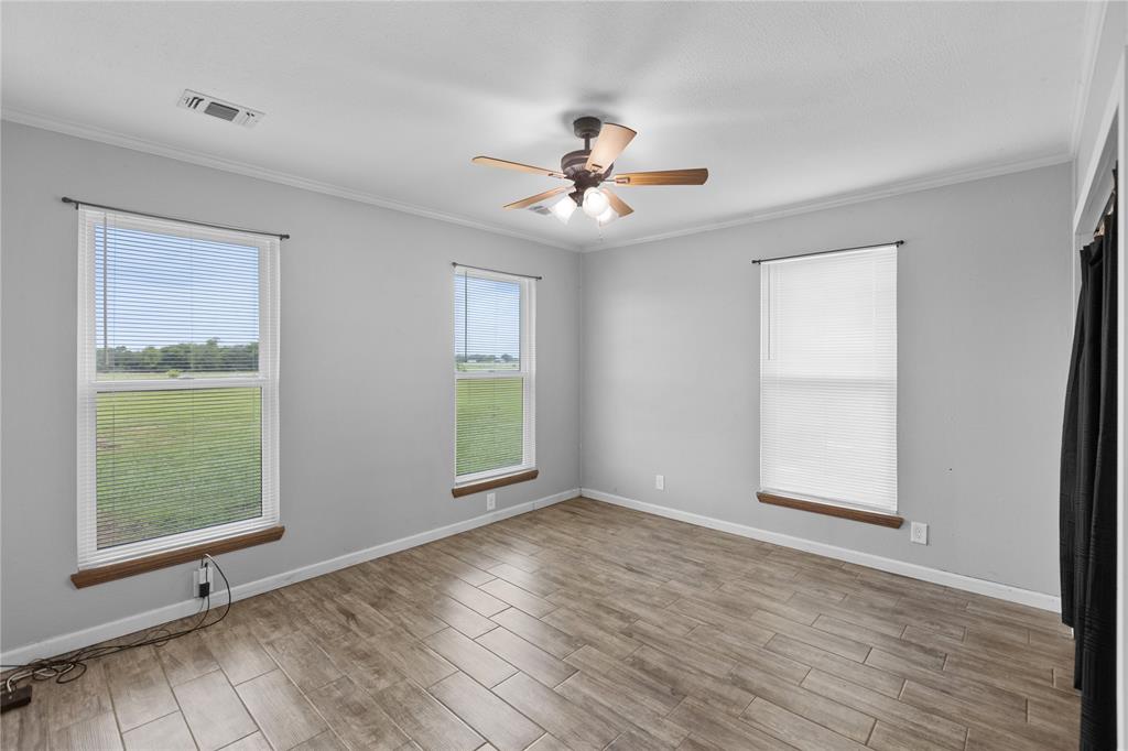 161 County Road Sumner, TX 75486 - Photo 8 of 28