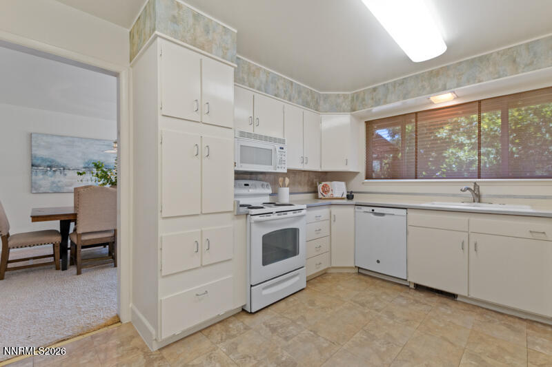 2370 Skyline Boulevard Reno, NV 89509 - Photo 15 of 49 2370 Skyline Blvd (15 of 49)