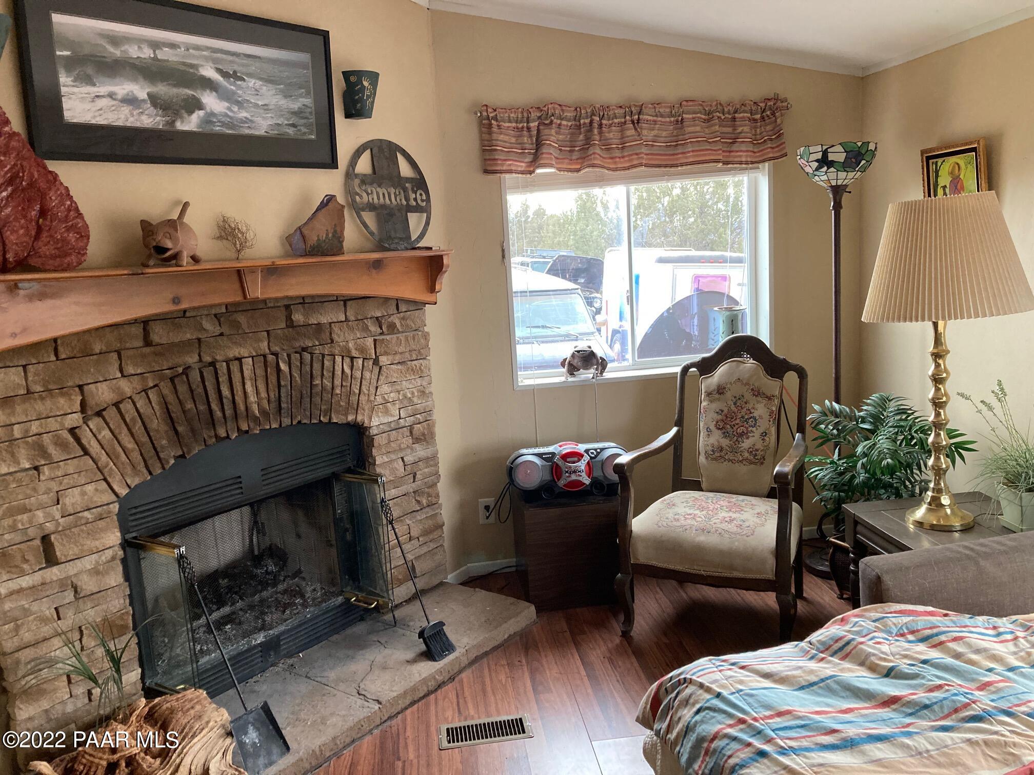 2373 Roberts Road Ash Fork, AZ 86320 - Photo 16 of 29 63d1eb28-cf78-4148-b49c-62081242cbc8