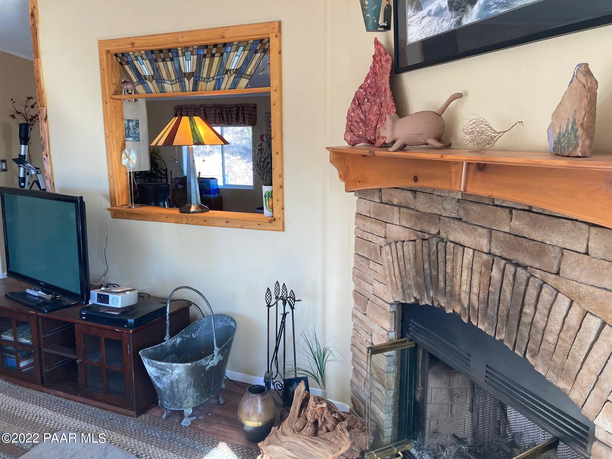 2373 Roberts Road Ash Fork, AZ 86320 - Photo 17 of 29 6093cb31-a119-46bb-b411-4fbc71c6ea89