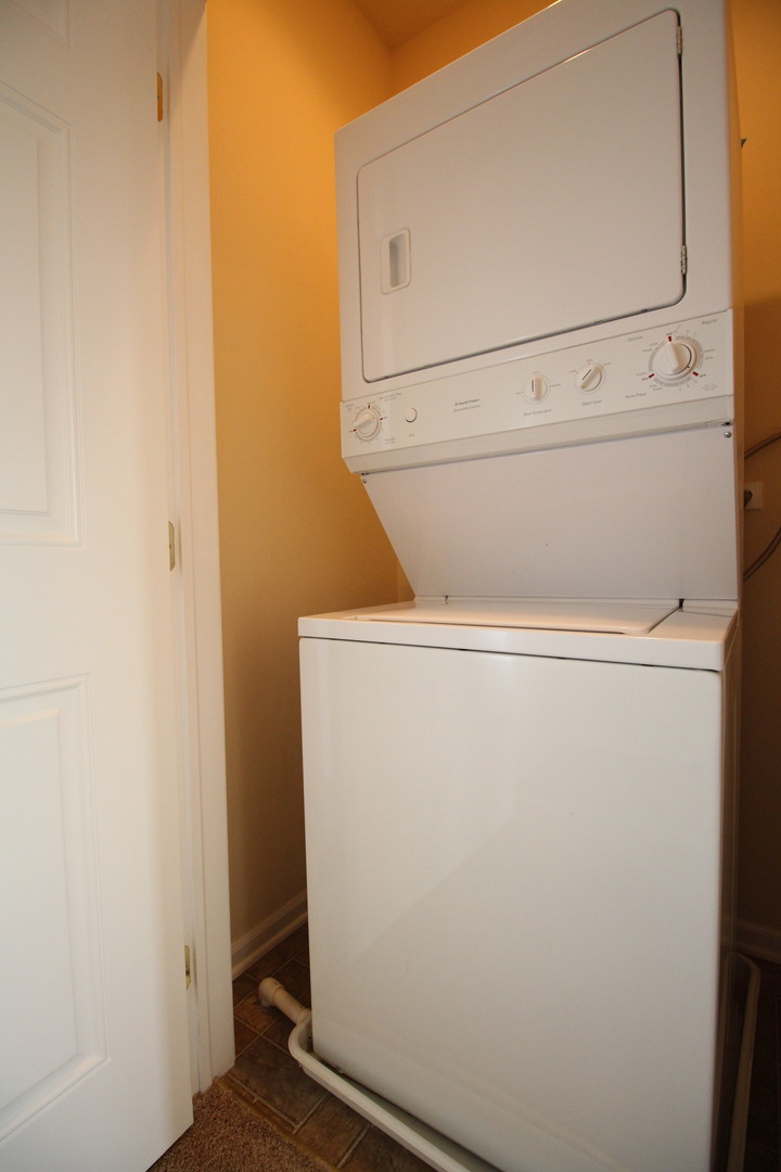 Undisclosed Address Elgin, IL 60120 - Photo 12 of 22 a close up view of washer and dryer
