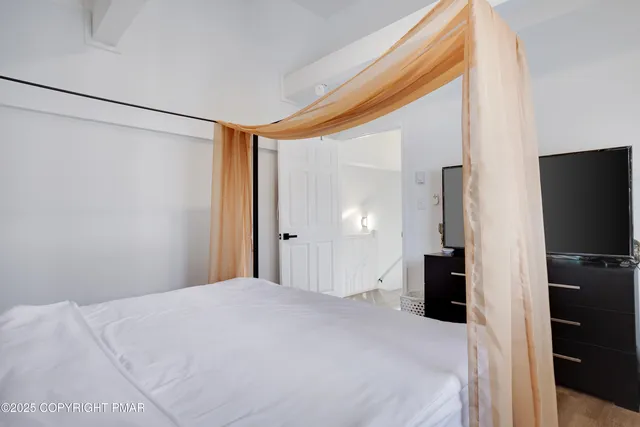 $2,400 | 8473 Bumble Bee Way, Tobyhanna, PA 18466