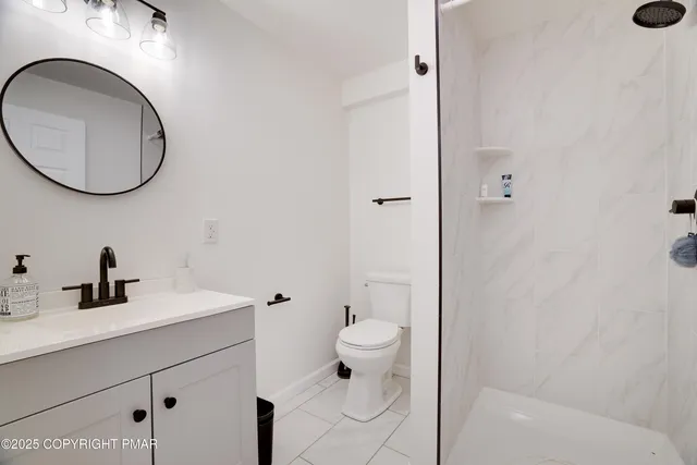 $2,400 | 8473 Bumble Bee Way, Tobyhanna, PA 18466