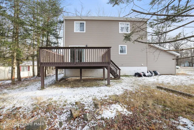 $2,400 | 8473 Bumble Bee Way, Tobyhanna, PA 18466