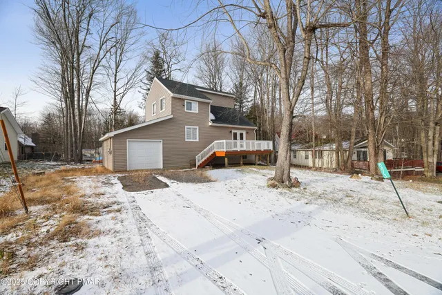 $2,400 | 8473 Bumble Bee Way, Tobyhanna, PA 18466