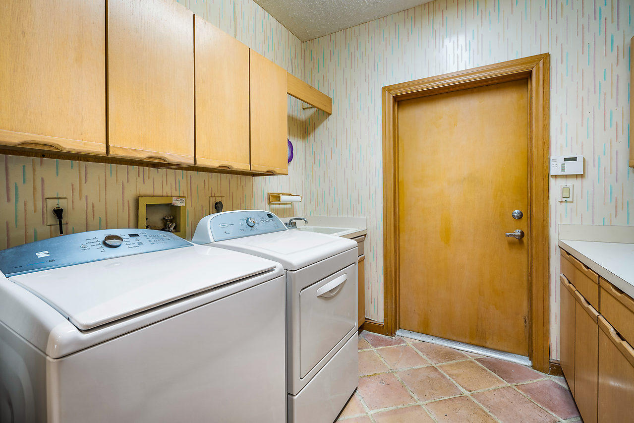 2251 Northwest 59th Street Boca Raton, FL 33496 - Photo 20 of 48 020-2251NW59thStreet-BocaRaton-FL-small