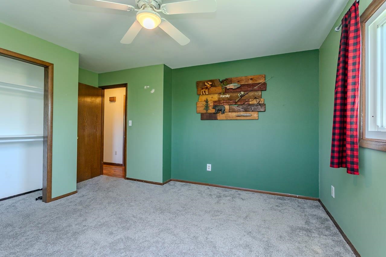1410 Woodlawn Road Wausau, WI 54403 - Photo 23 of 44