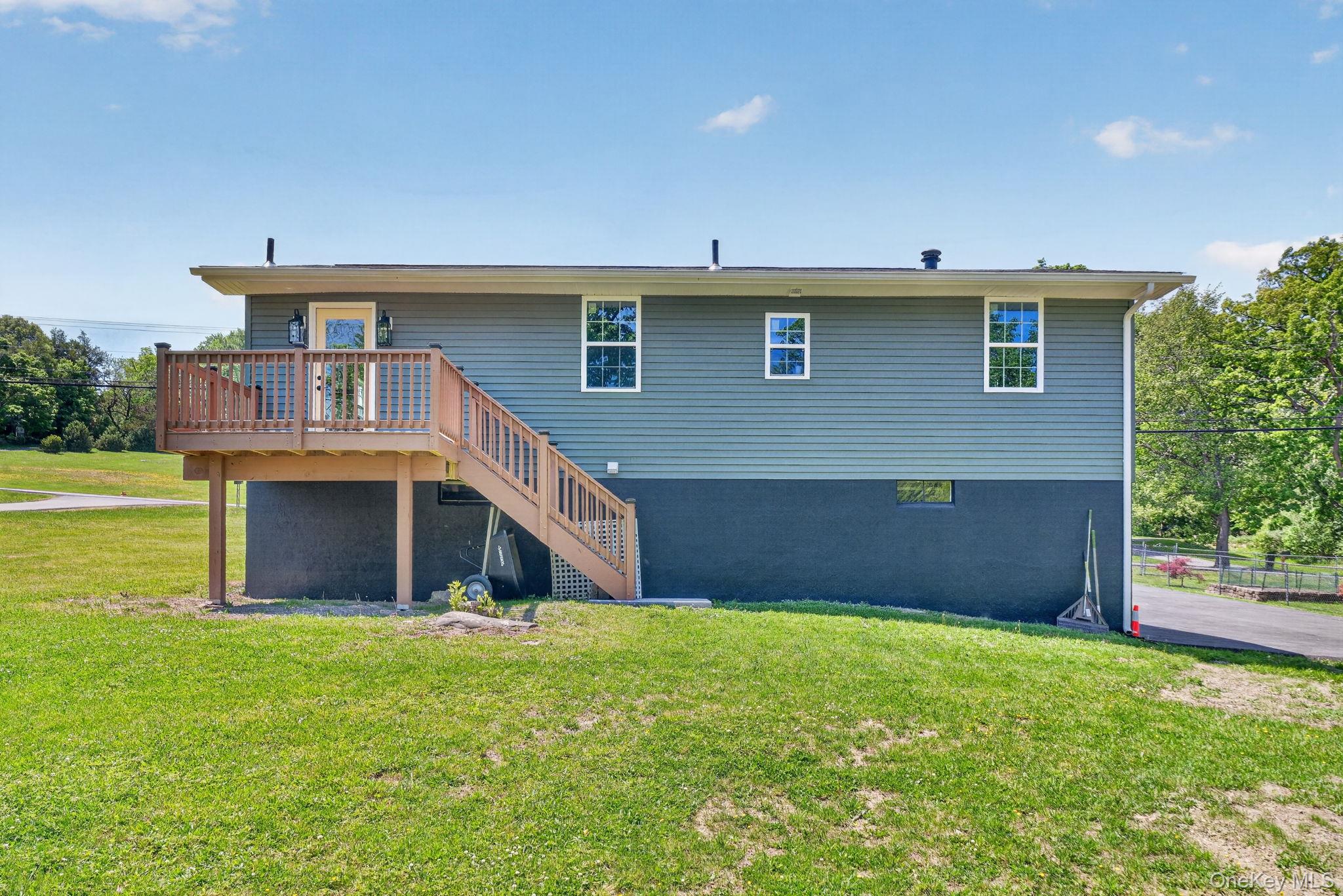 512 Riley Road New Windsor, NY 12553 - Photo 35 of 46