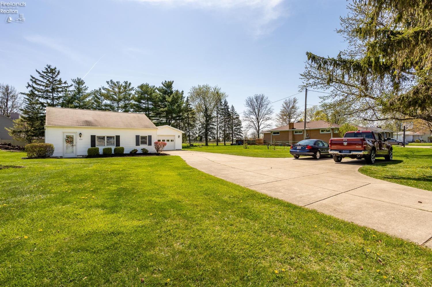 1212 West Bogart Road Sandusky, OH 44870 - Photo 4 of 34 Gallery Image 4