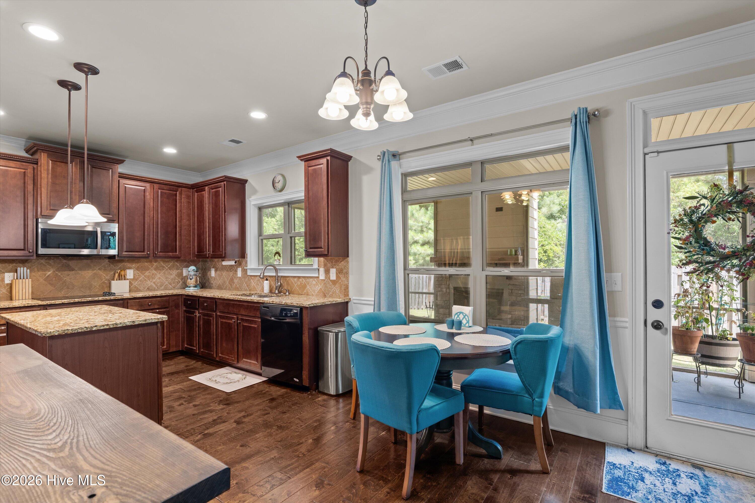 738 Porter Lane Grovetown, GA 30813 - Photo 5 of 19 Breakfast Area