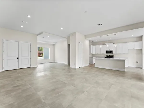 $3,900 | 14518 Bray Road, Orlando, FL 32832