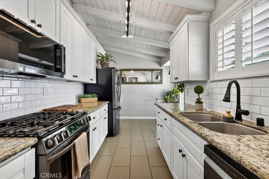 14638 Lorca Road La Mirada, CA 90638 - Photo 5 of 44