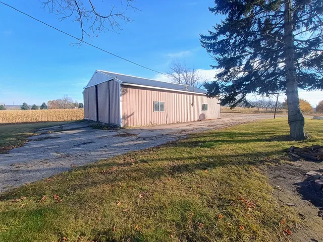 $259,900 | 2924 West Van Buren Road, Hart, MI 49420