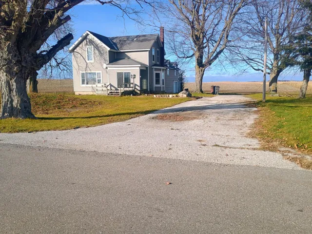 $259,900 | 2924 West Van Buren Road, Hart, MI 49420