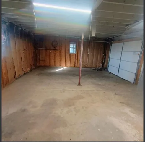 $259,900 | 2924 West Van Buren Road, Hart, MI 49420