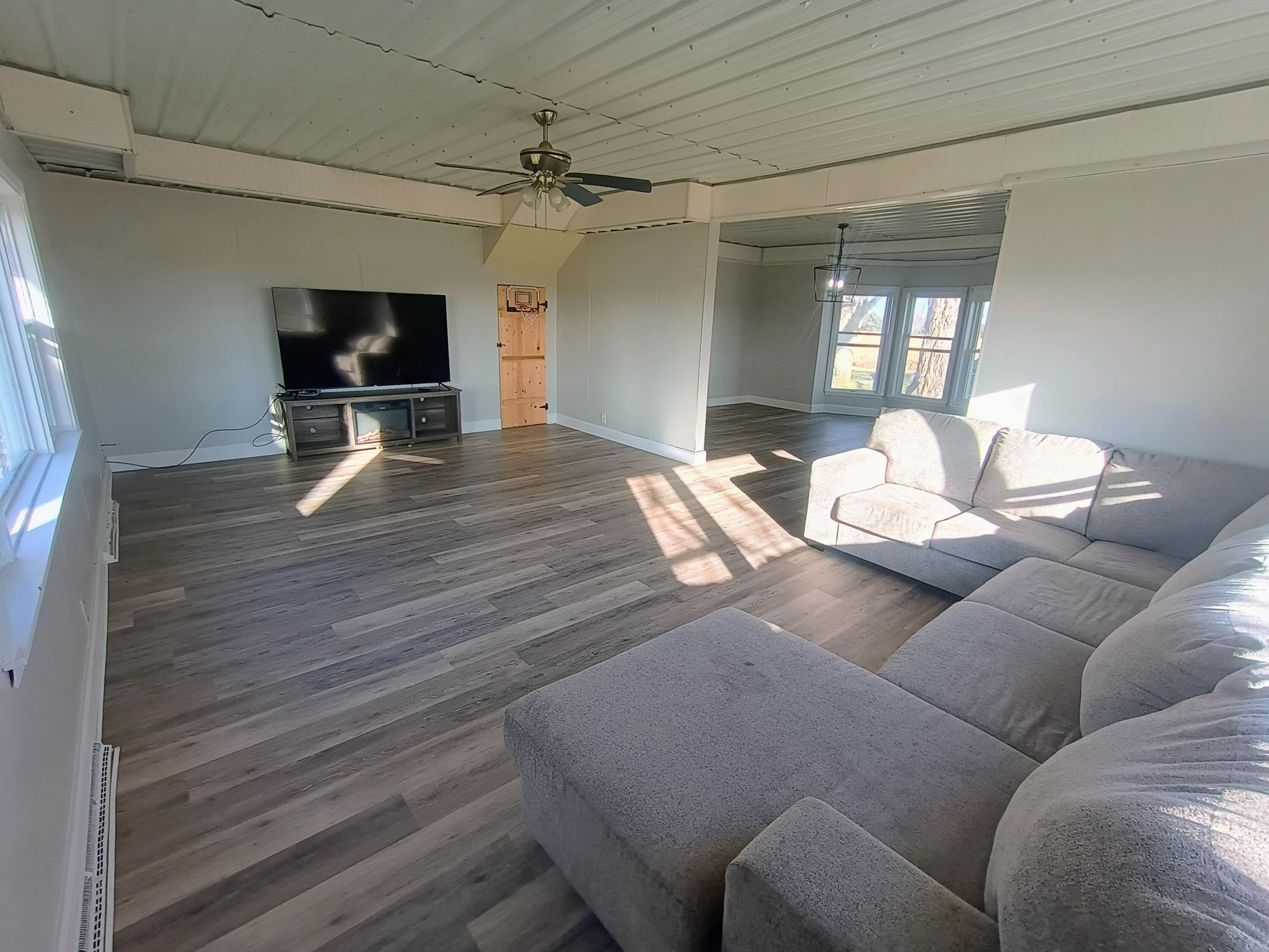 2924 West Van Buren Road Hart, MI 49420 - Photo 10 of 51 IMG_20251121_143739506_HDR_AE