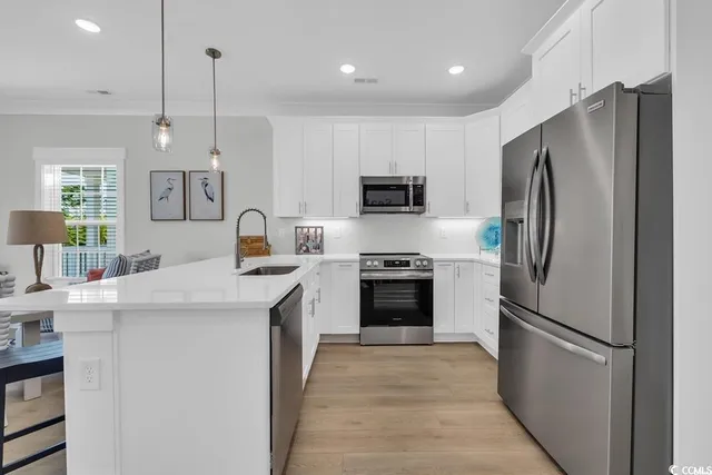 $1,280,000 | 913 Dogwood Drive South, Surfside Beach, SC 29575