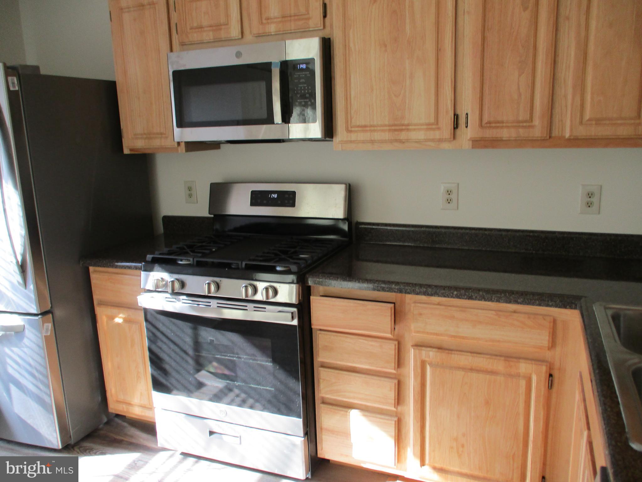 2415 Warm Spring Way Odenton, MD 21113 - Photo 2 of 16 Kitchen