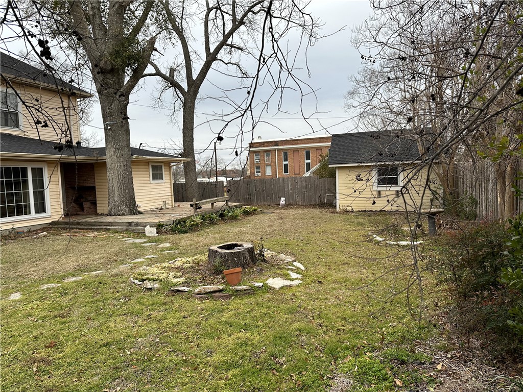 509 East Main Street Mexia, TX 76667 - Photo 5 of 35