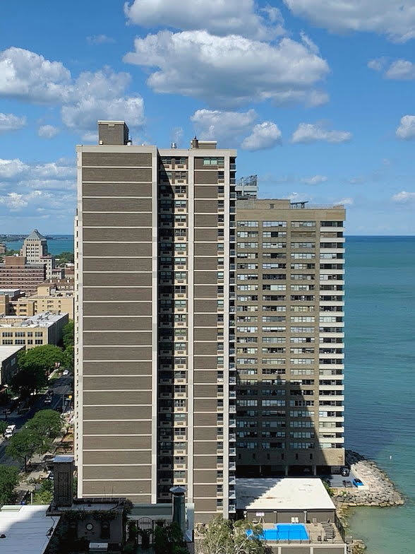 6033 North Sheridan Road, Unit 23F Chicago, IL 60660 - Photo 28 of 30 a view of a building