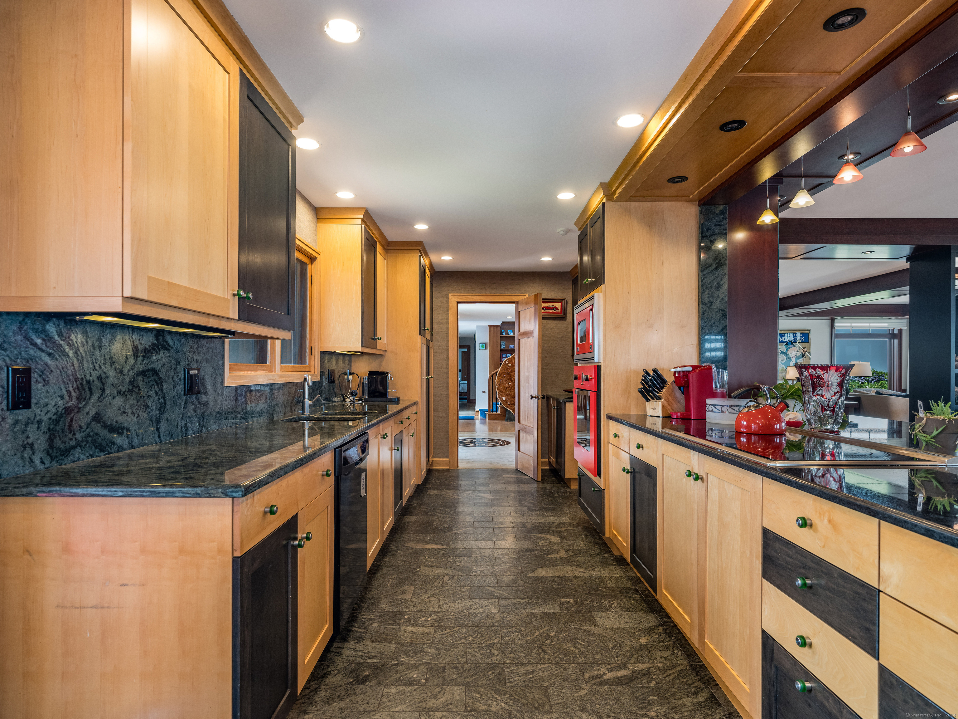215 Uncas Point Road Guilford, CT 06437 - Photo 18 of 40 215 Uncas Pt Kitchen