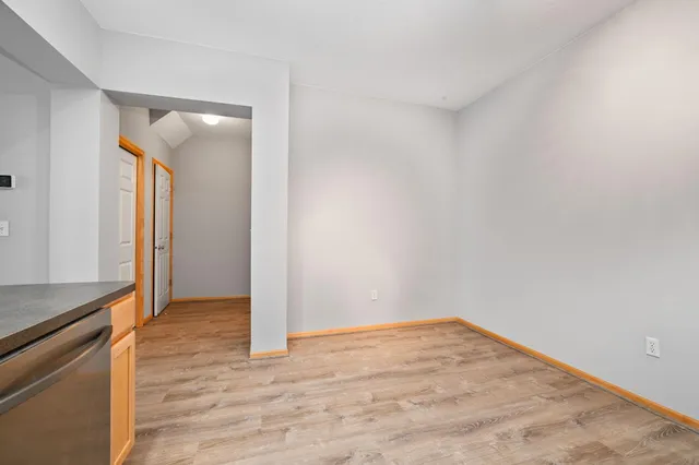 $359,900 | 1550 Zarthan Avenue South, Unit 506, St. Louis Park, MN 55416