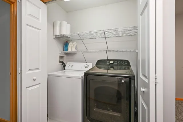 $359,900 | 1550 Zarthan Avenue South, Unit 506, St. Louis Park, MN 55416