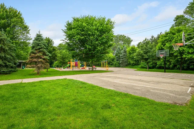 $359,900 | 1550 Zarthan Avenue South, Unit 506, St. Louis Park, MN 55416