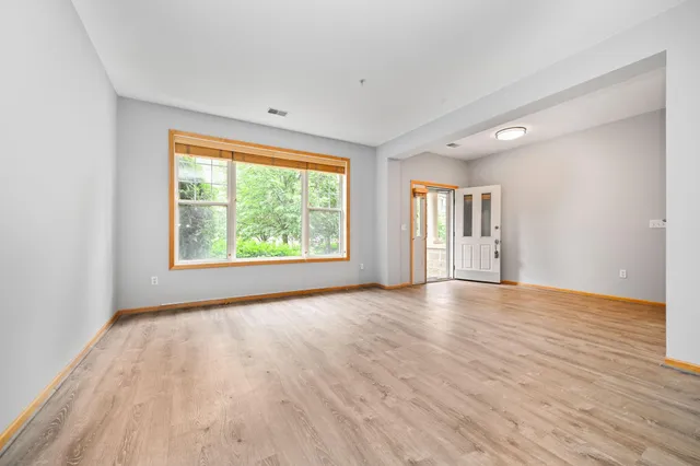 $359,900 | 1550 Zarthan Avenue South, Unit 506, St. Louis Park, MN 55416