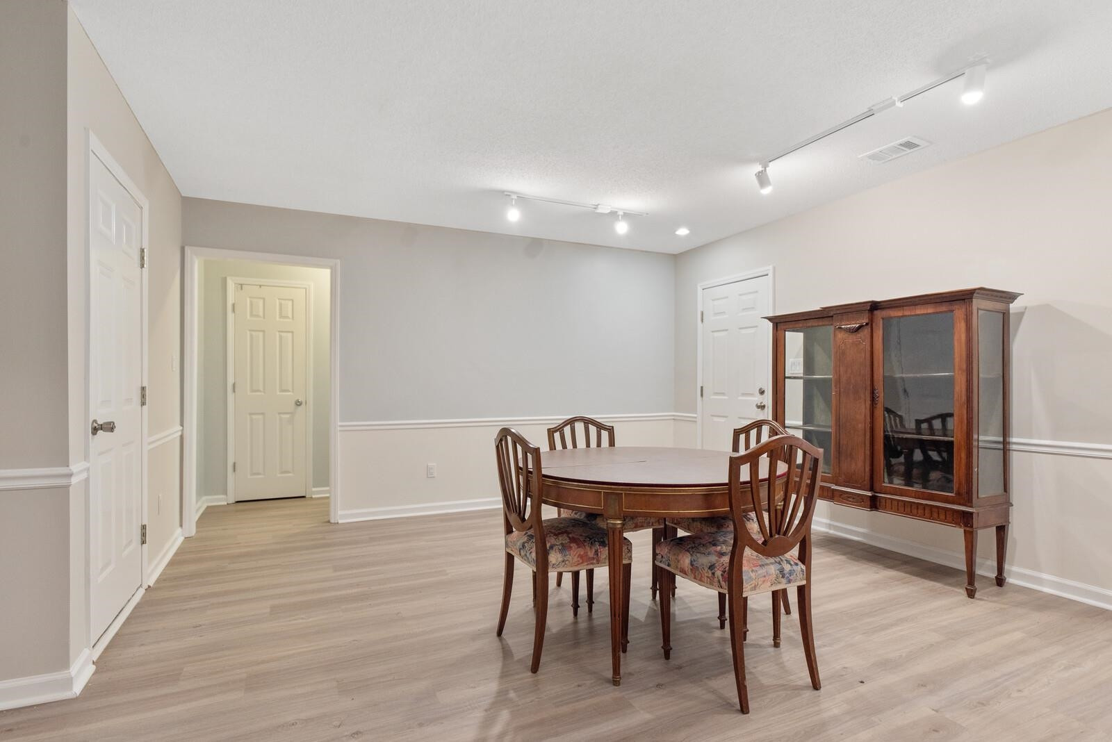8613 Vanburgh Court Raleigh, NC 27615 - Photo 21 of 23 Photo 21
