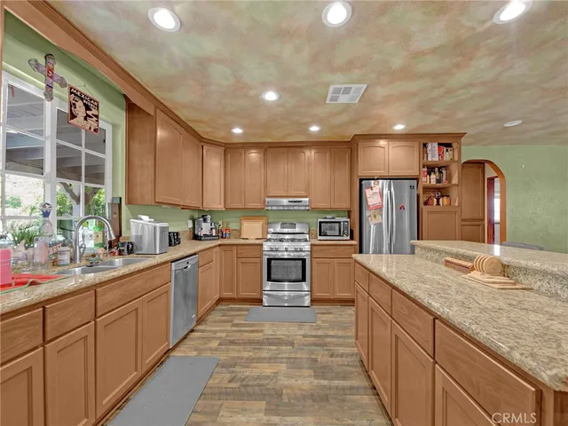 $516,000 | 44021 Fenner Avenue, Lancaster, CA 93536