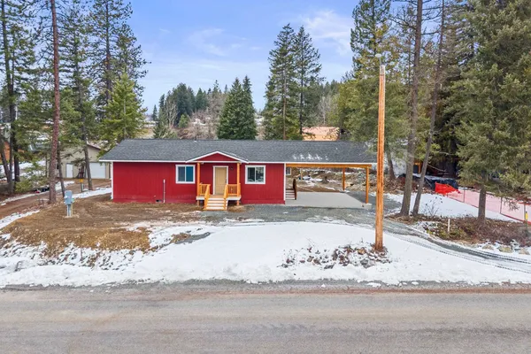 $319,000 | 749 North Warren Avenue, Newport, WA 99156