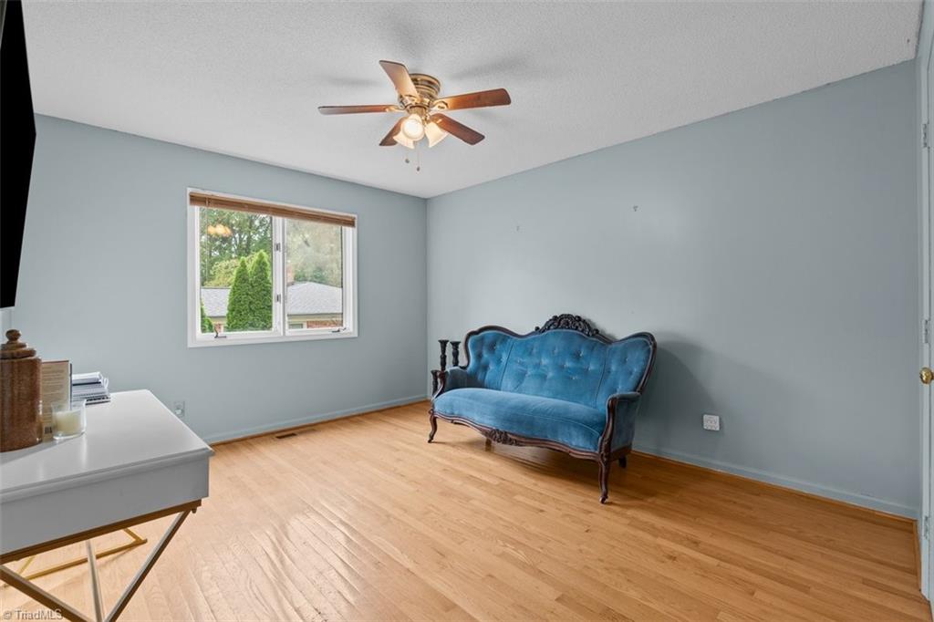 2016 Ledford Road Greensboro, NC 27406 - Photo 11 of 18 Gallery Image 11