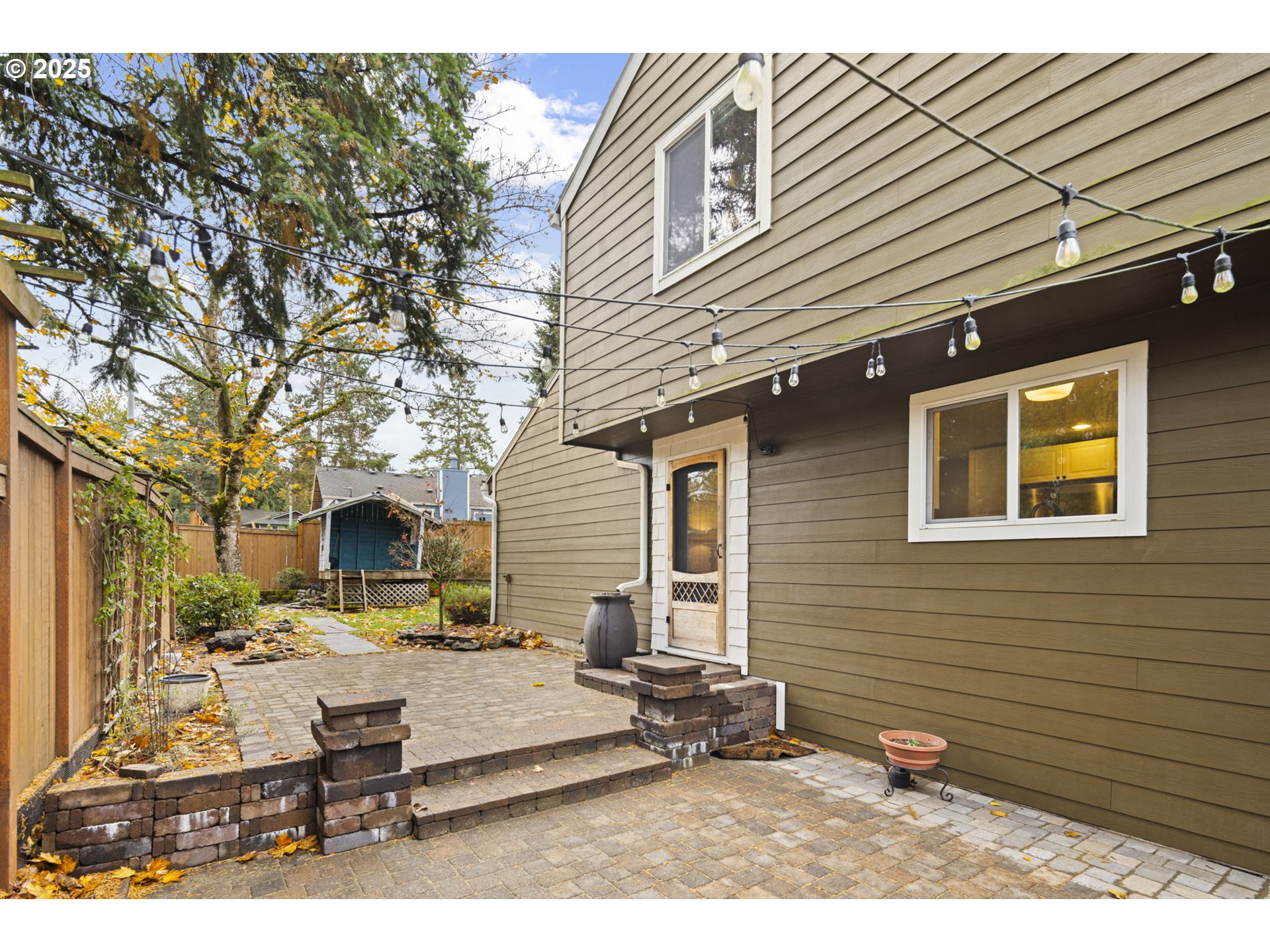 19230 Southwest Prospect Place Beaverton, OR 97078 - Photo 26 of 47 Bedroom