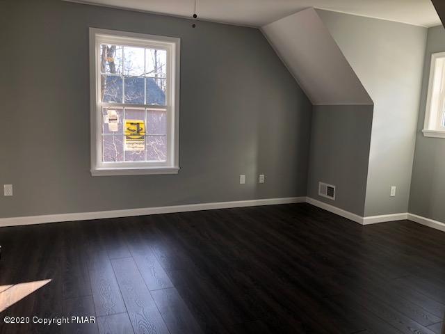 2181 Titania Road Tobyhanna, PA 18466 - Photo 23 of 33 Bedroom 2 Suite