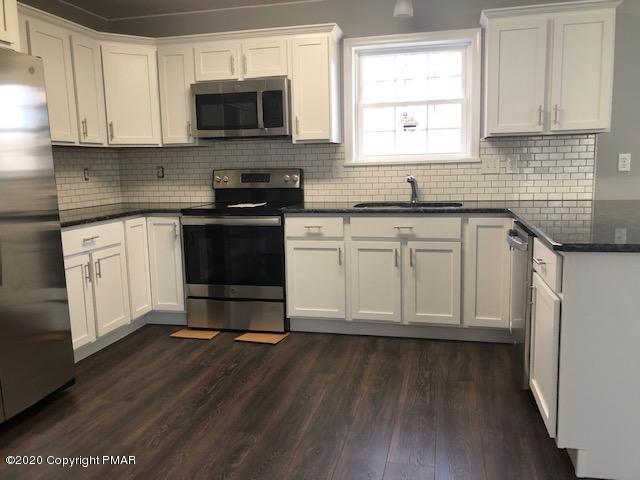 2181 Titania Road Tobyhanna, PA 18466 - Photo 3 of 33 Stainless Steel Appliances